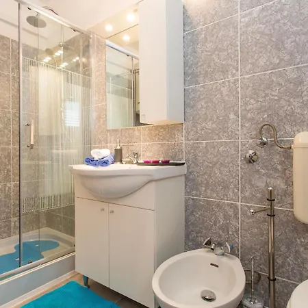 Stunning In With Kitchen Klimno